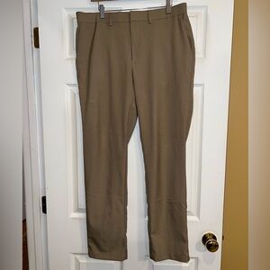 Haggar premium comfort dress pant. Size 36X32. EUC